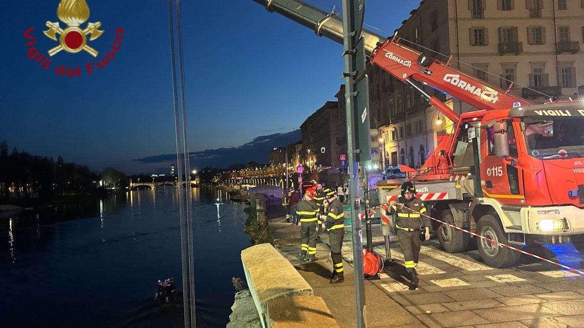 Yolcu otobüsü nehre düştü: Acı haber geldi!