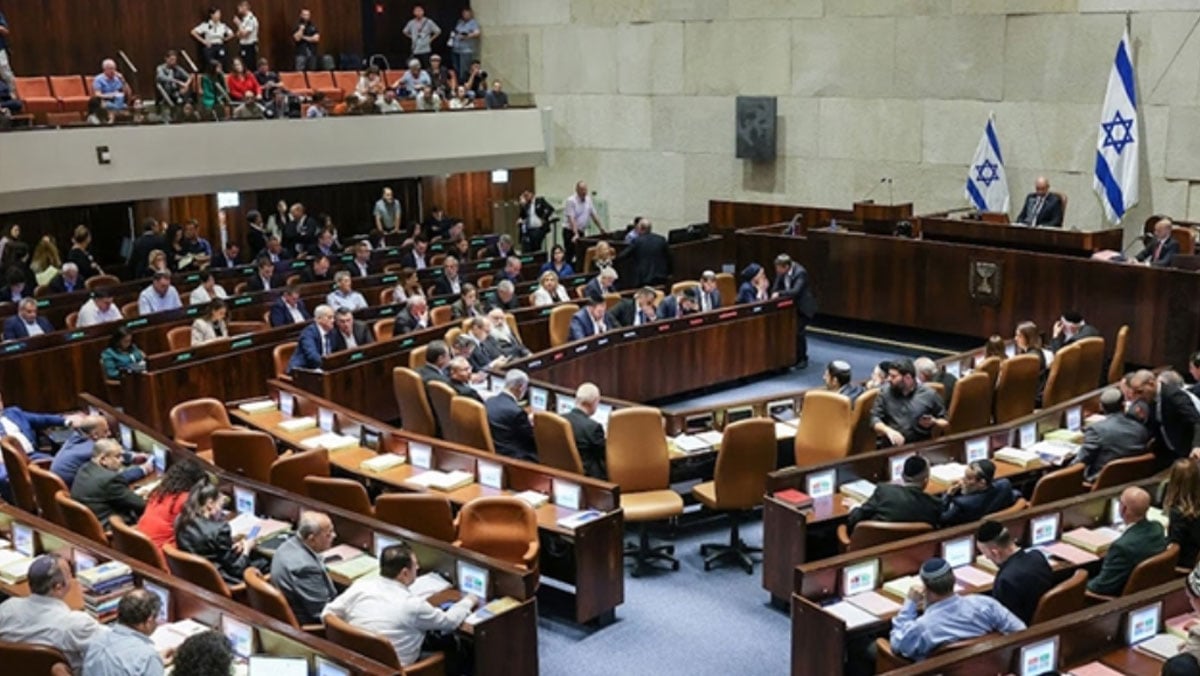 İsrail’de Maliye Bakanı istifa etti