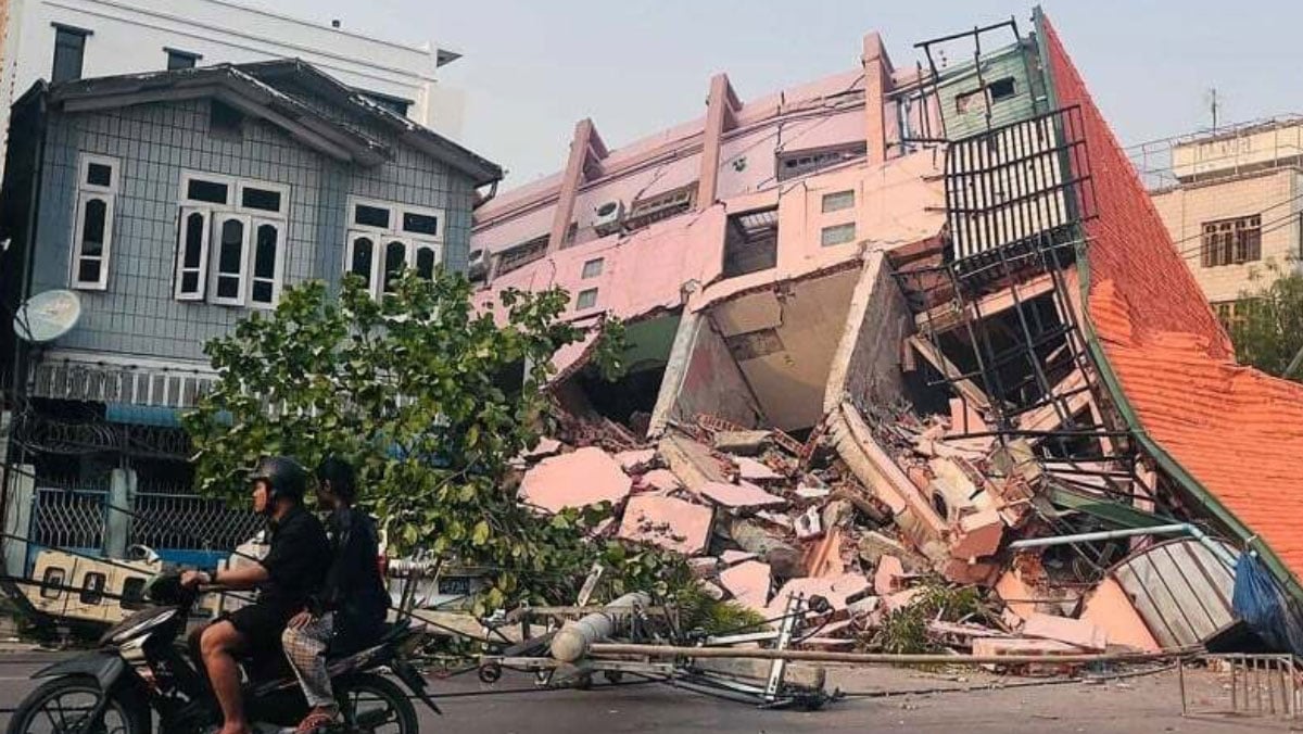 Myanmar’daki depremlerde can kaybı 2 bin 56’ya yükseldi